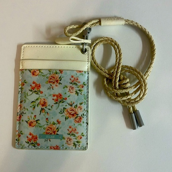 D.Lab Card Holder with Neck Tie - Picture 1 of 2